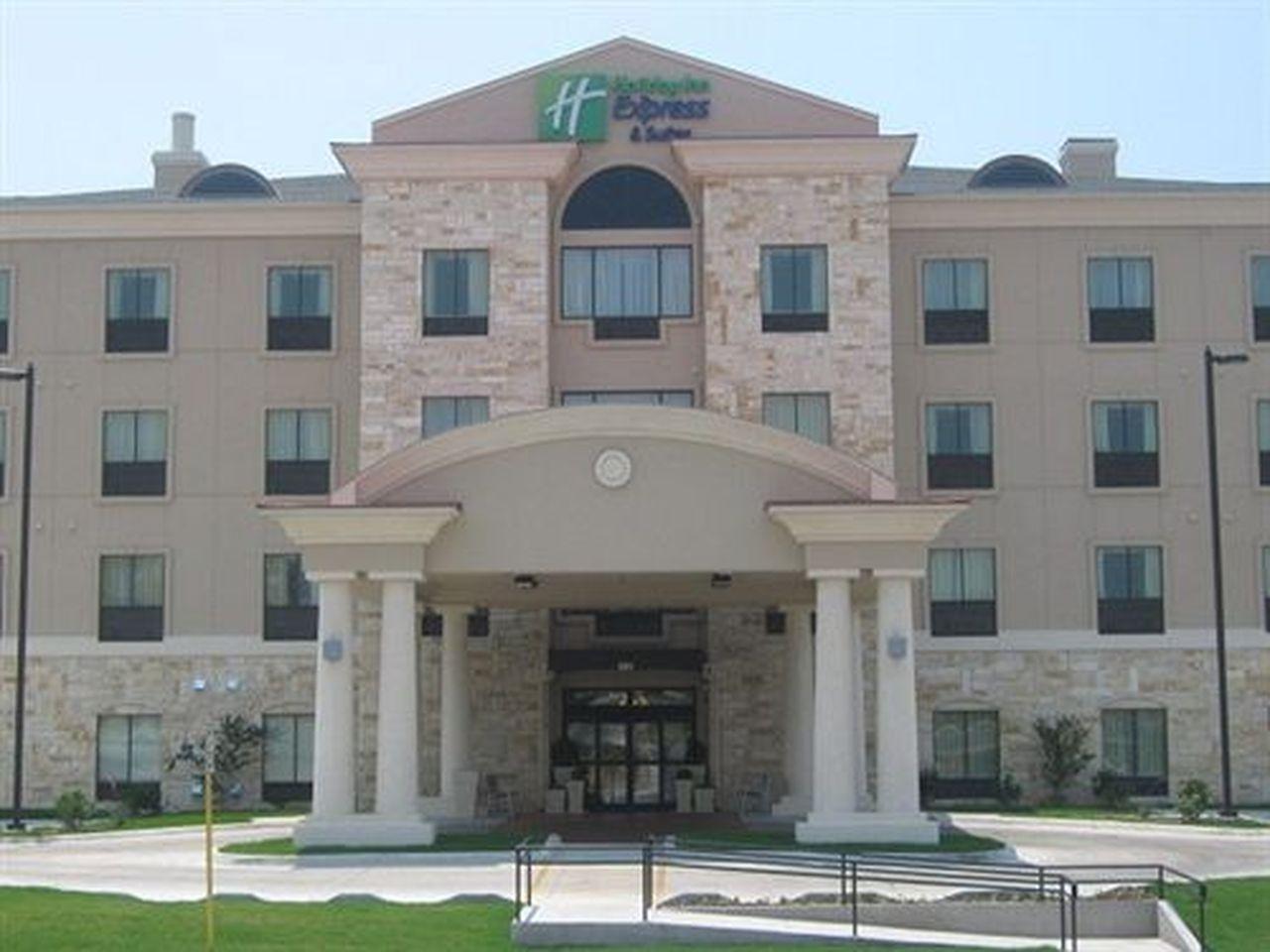 Holiday Inn Express & Suites Del Rio By Ihg Ngoại thất bức ảnh