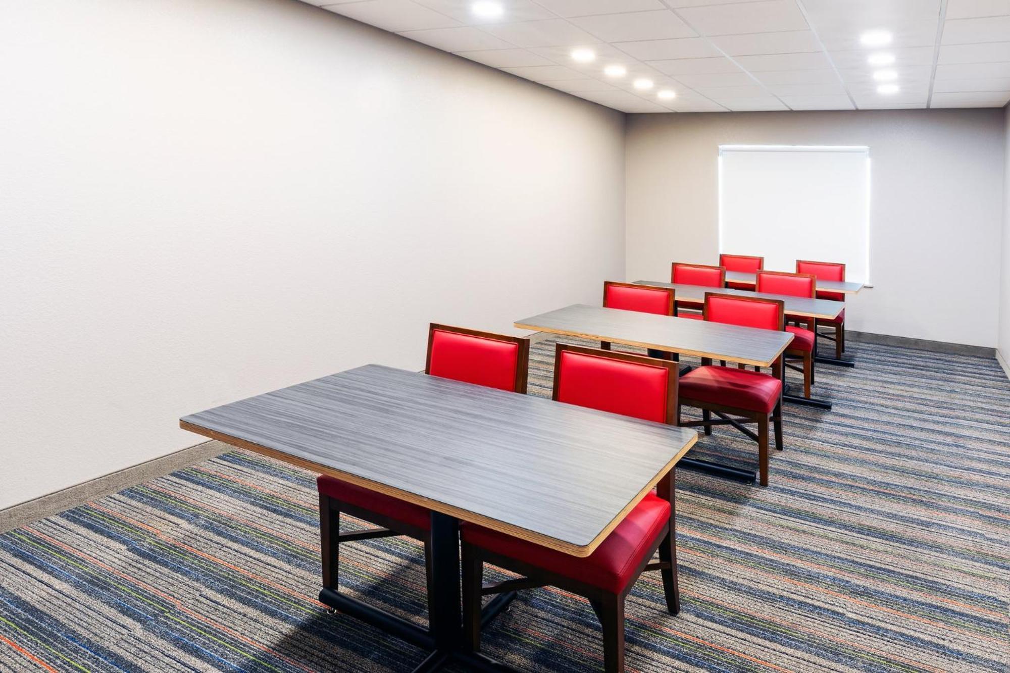 Holiday Inn Express & Suites Del Rio By Ihg Ngoại thất bức ảnh