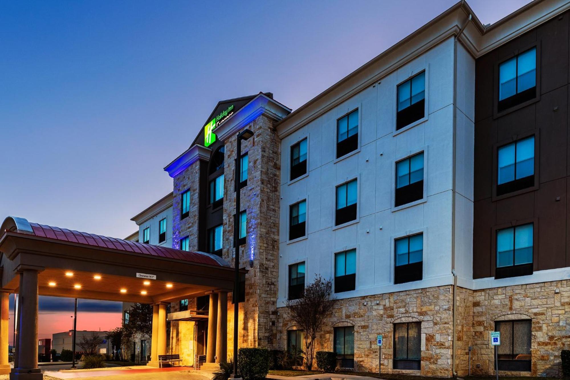 Holiday Inn Express & Suites Del Rio By Ihg Ngoại thất bức ảnh