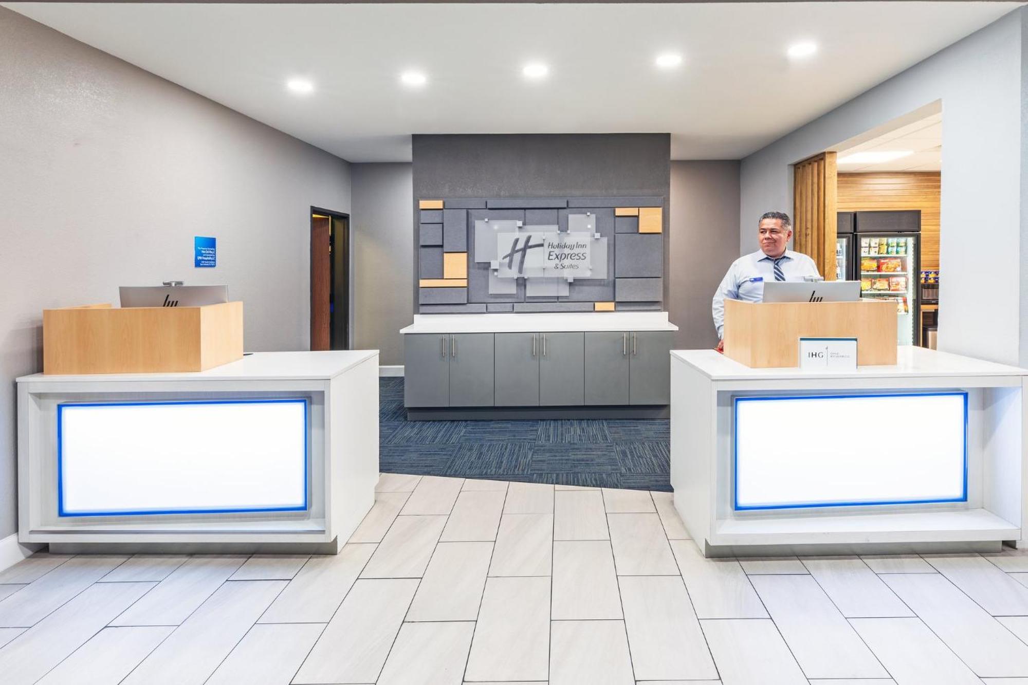 Holiday Inn Express & Suites Del Rio By Ihg Ngoại thất bức ảnh